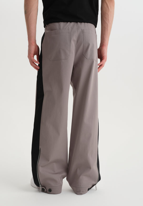 Trousers with stripes